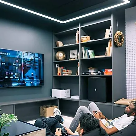 Rocca House By Larsen Hotel *