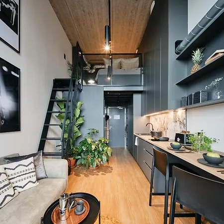 Hotelli Rocca House By Larsen