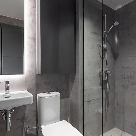 Rocca House By Larsen Hotel