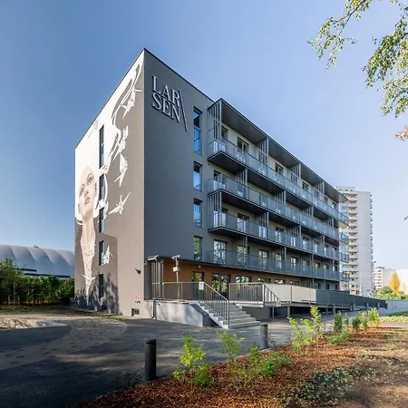 Rocca House By Larsen Tallin